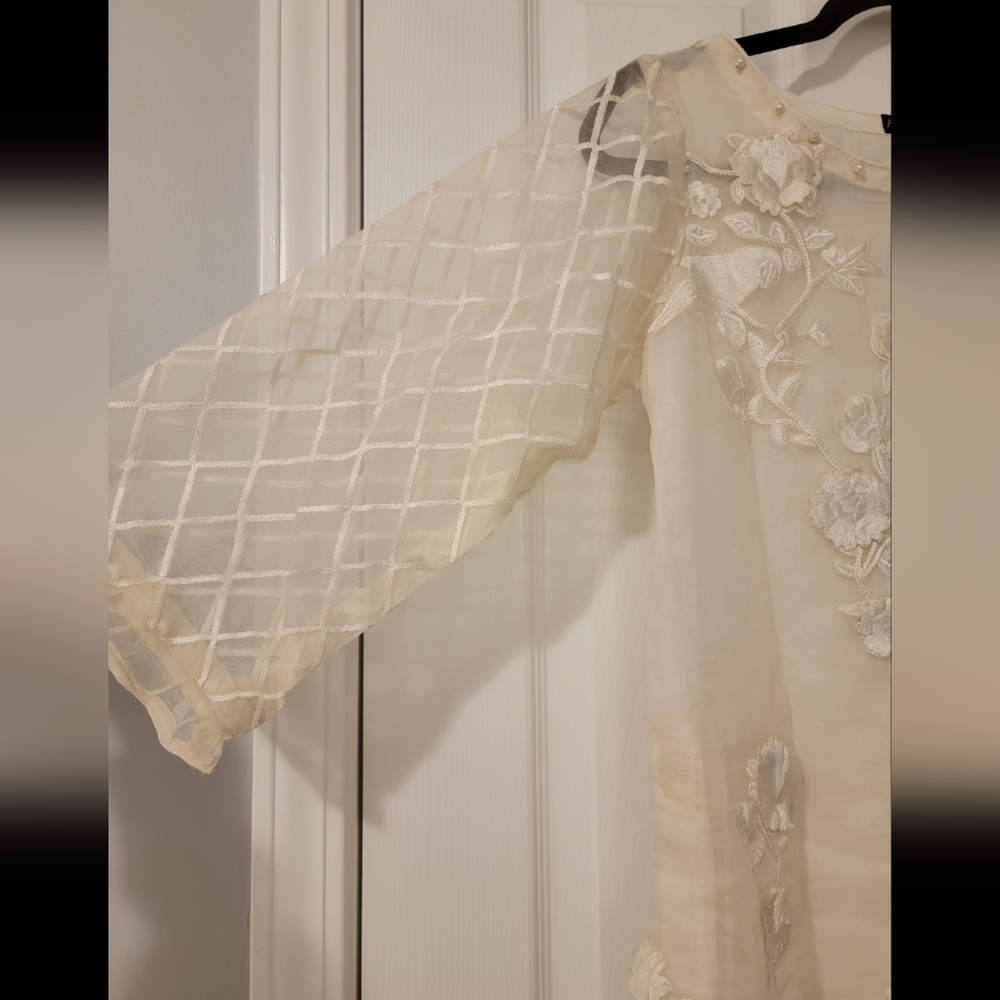 Pakistani Designer Kurti/kameez: Agha Noor - Picture 2 of 3